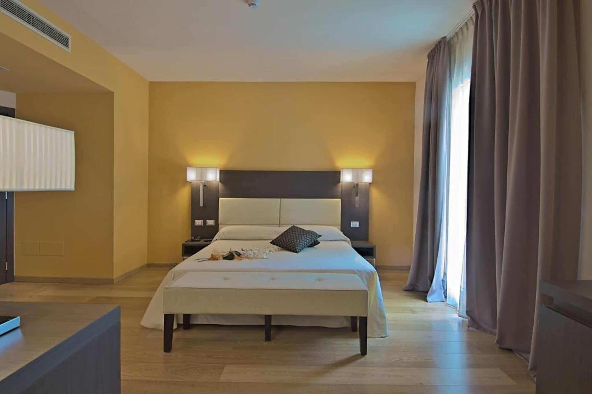 Zen Hotel Versilia Marina di Pietrasanta Bagian luar foto