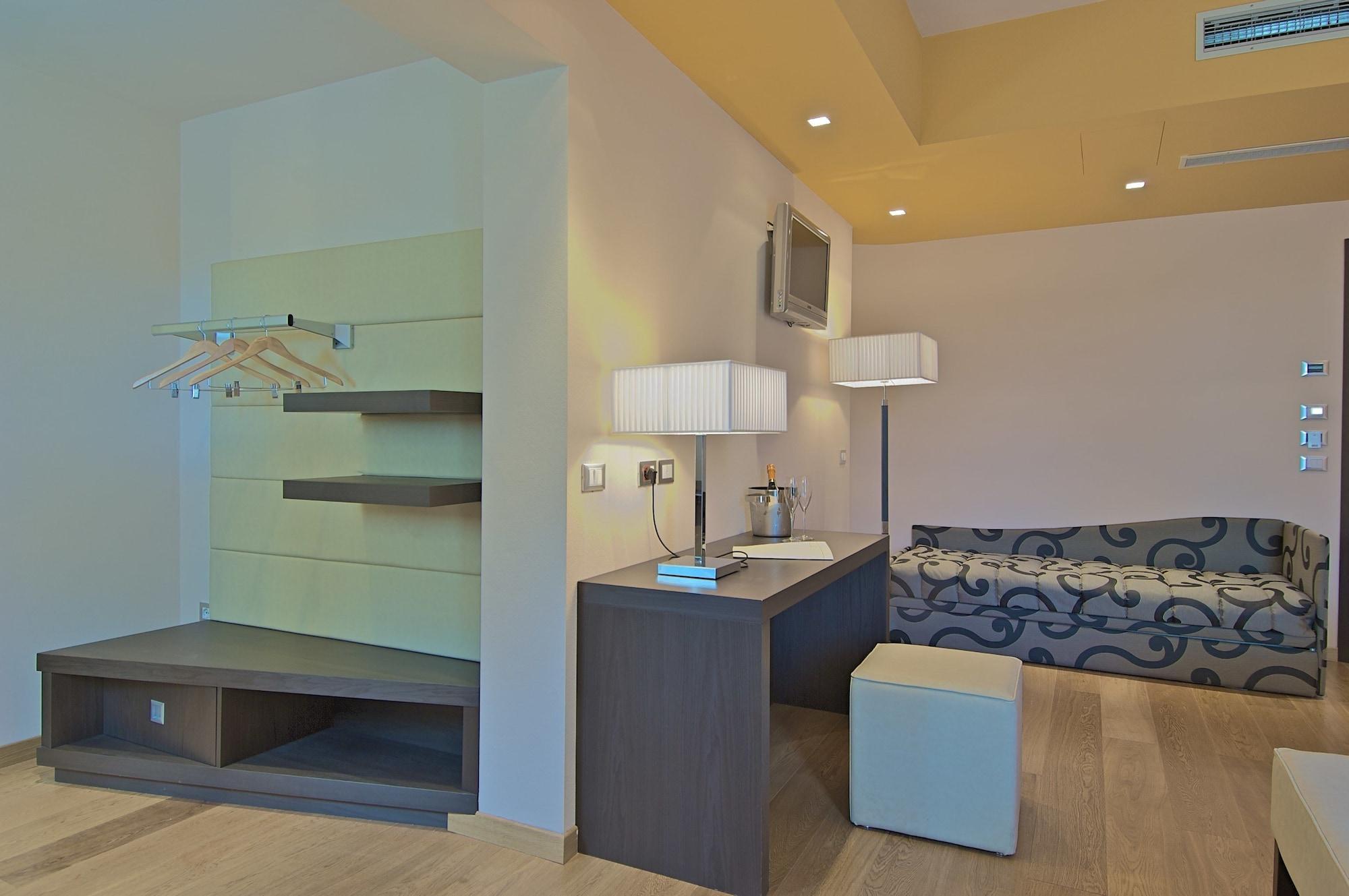 Zen Hotel Versilia Marina di Pietrasanta Bagian luar foto