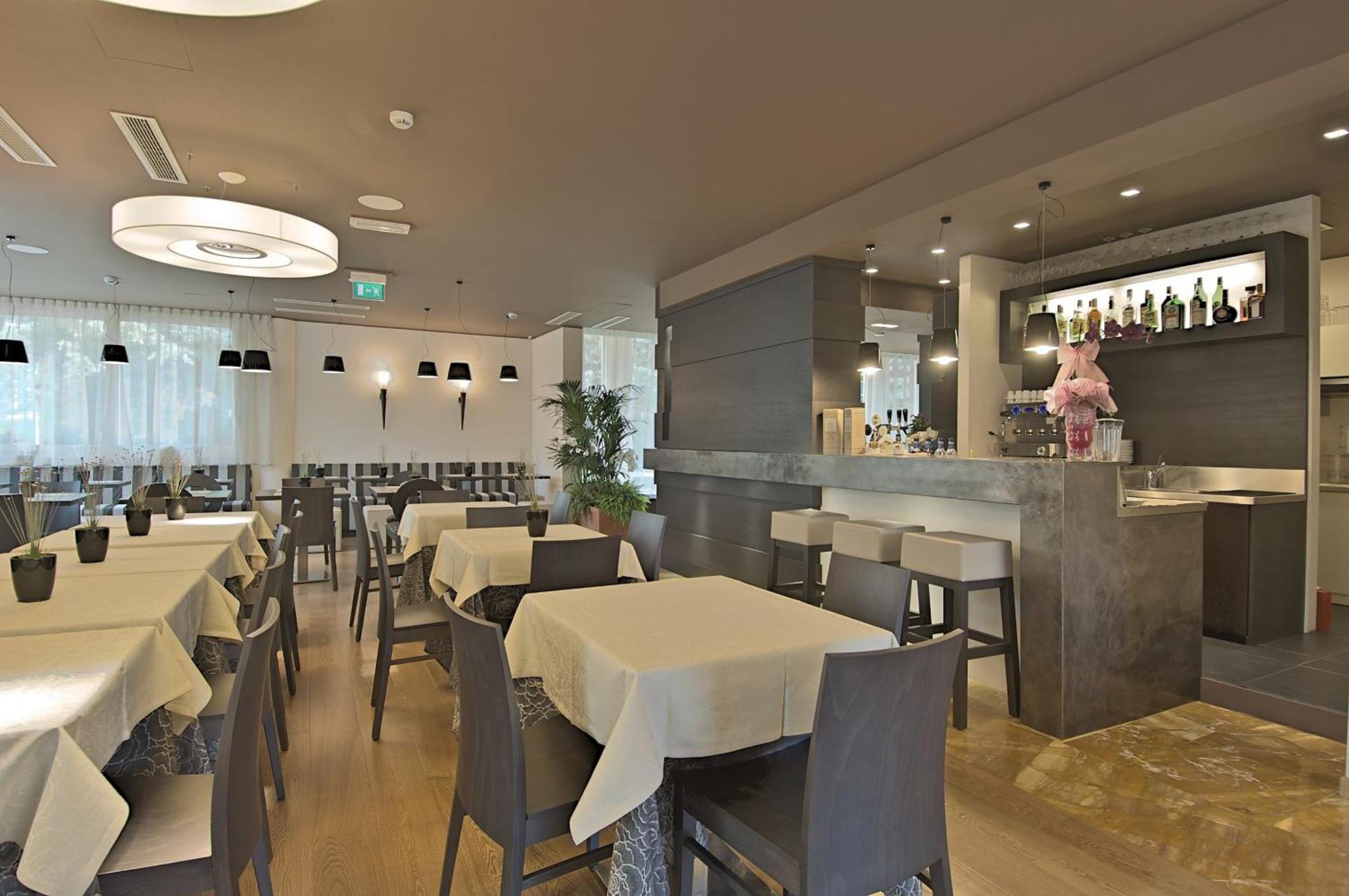 Zen Hotel Versilia Marina di Pietrasanta Bagian luar foto